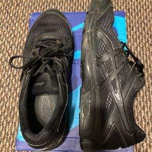 Mens running shoes GT 1000